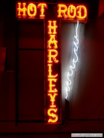 Custom Piece - neon sign by Morry's Neon